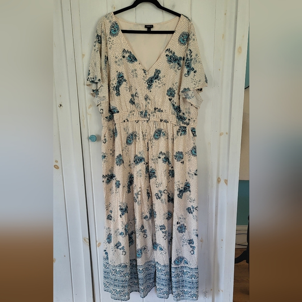 Torrid Challis Button Front Maxi Dress